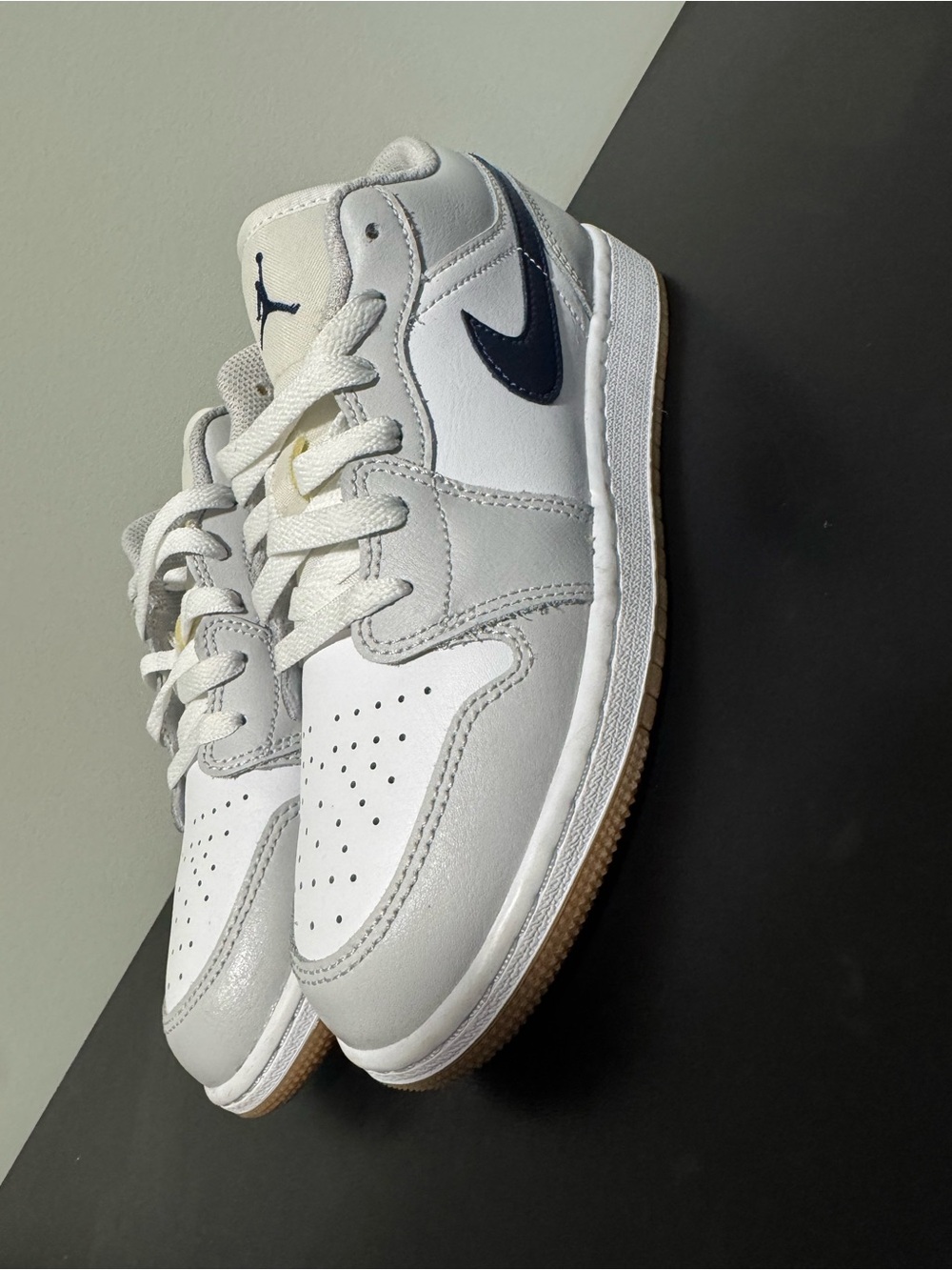 Nike Kids White, Light Gray & Navy Low-Top Sneakers